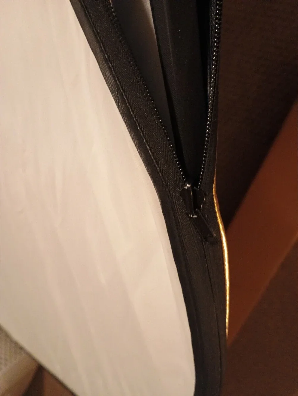 Large Foldable Oval Reflector